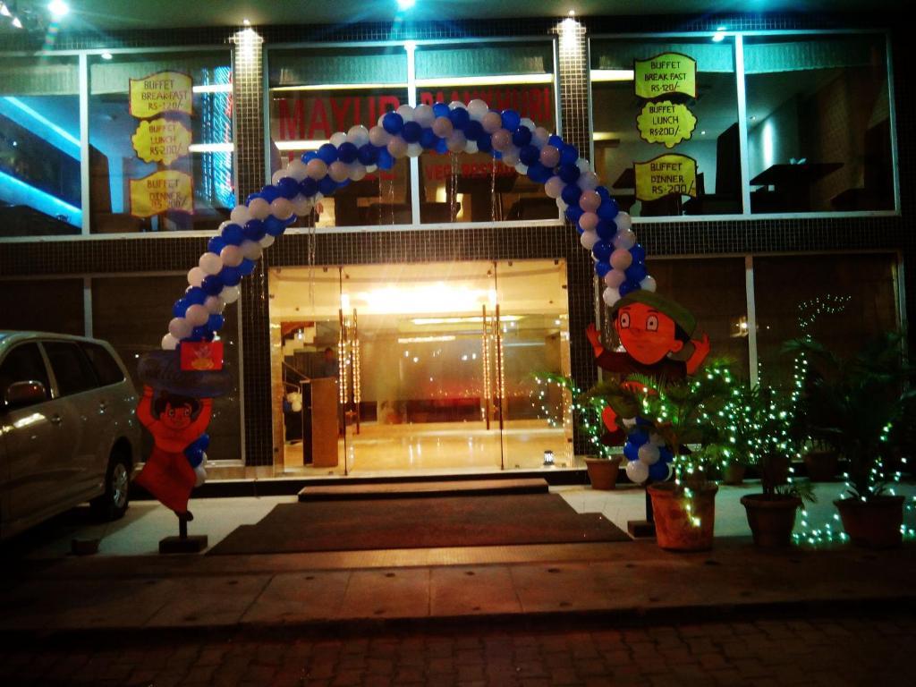 Mayur Hotel Нью-Дели Экстерьер фото